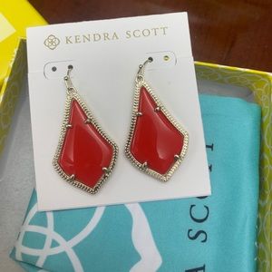 COPY - Kendra Scott Drop Earrings